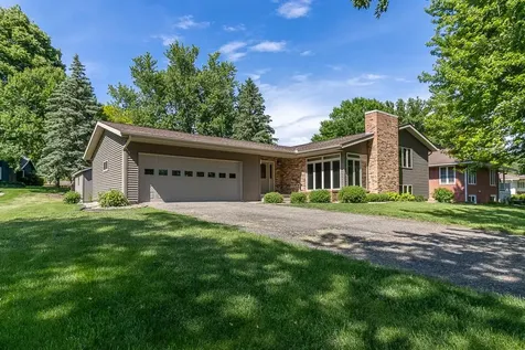 519 4th Street SW Madelia MN 56062