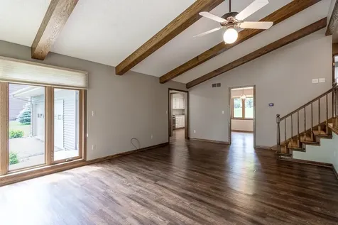 519 4th Street SW Madelia MN 56062