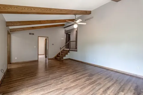 519 4th Street SW Madelia MN 56062