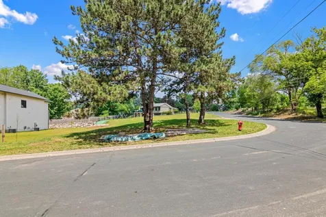 599 Callahan Place Mendota Heights MN 55118
