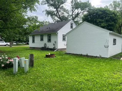 327 N Gilman Avenue Litchfield MN 55355