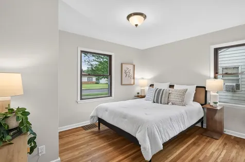 2845 Rhode Island Avenue S Saint Louis Park MN 55426