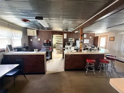 550 Us Highway 14 Walnut Grove MN 56180