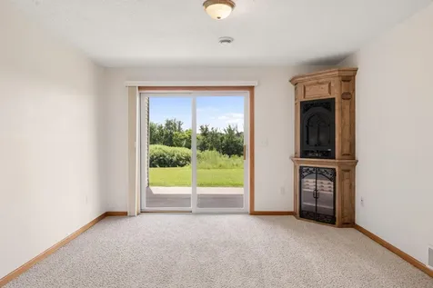1805 Lakeridge Way Waconia MN 55387