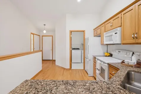 1805 Lakeridge Way Waconia MN 55387