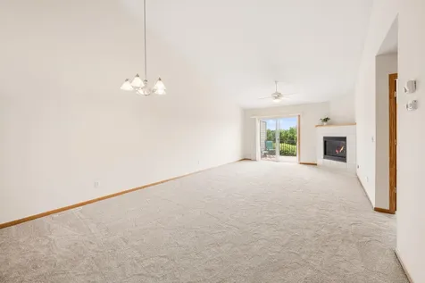 1805 Lakeridge Way Waconia MN 55387