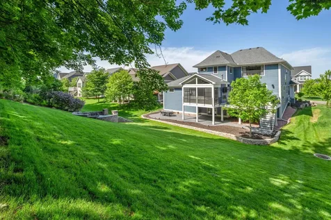 5220 Yellowstone Lane N Plymouth MN 55446