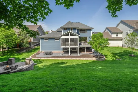 5220 Yellowstone Lane N Plymouth MN 55446