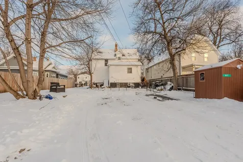 817 9th Street S Fargo ND 58103