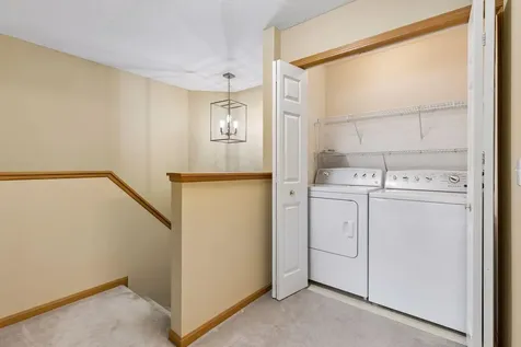 454 Willoughby Way W Hopkins MN 55305