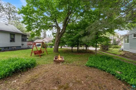 1515 N 8th Avenue E Duluth MN 55805