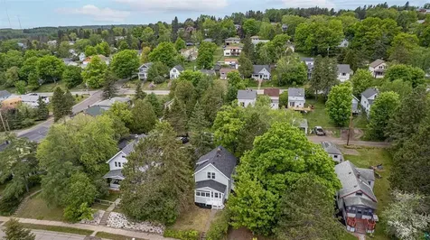 1515 N 8th Avenue E Duluth MN 55805