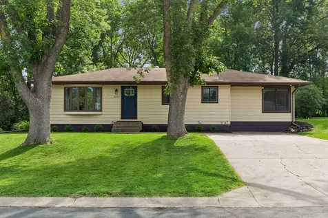 6631 Oakwood Street Rockford MN 55373