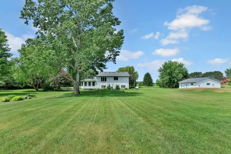 32951 Park Trail Center City MN 55012