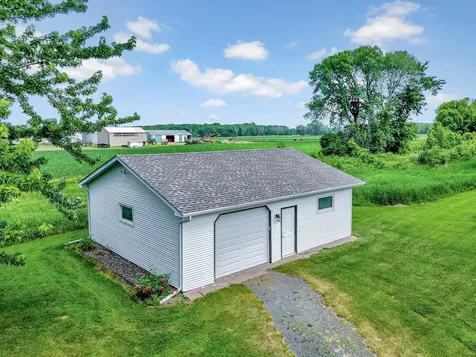 32951 Park Trail Center City MN 55012