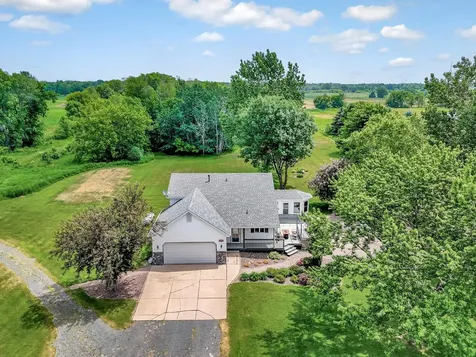 32951 Park Trail Center City MN 55012