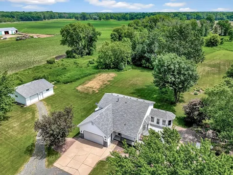 32951 Park Trail Center City MN 55012