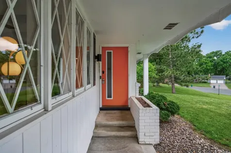 5249 W 92nd Street Bloomington MN 55437