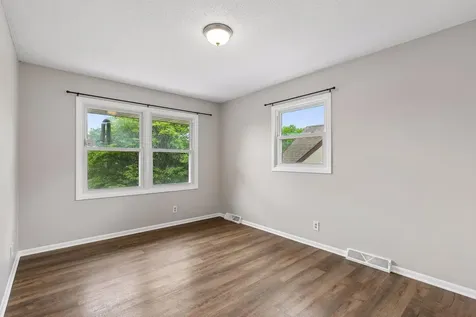 54 King Street W Saint Paul MN 55107