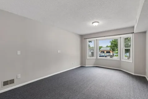 54 King Street W Saint Paul MN 55107