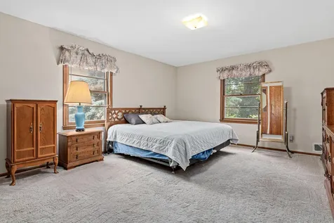 1014 Idaho Avenue W Saint Paul MN 55117