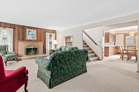 1014 Idaho Avenue W Saint Paul MN 55117