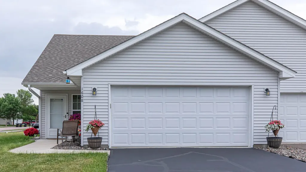 1608 16th Avenue N Princeton MN 55371