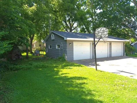 224 3rd Avenue SW Faribault MN 55021