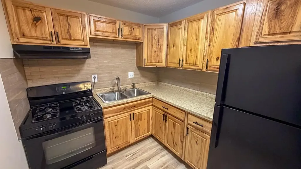 7176 72nd Lane N Brooklyn Park MN 55428