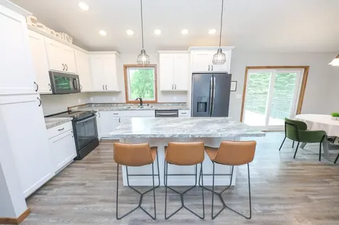 2580 Lois Lane SE Alexandria MN 56308