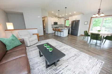 2580 Lois Lane SE Alexandria MN 56308
