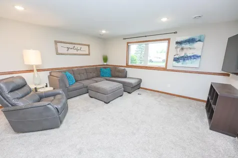 2580 Lois Lane SE Alexandria MN 56308