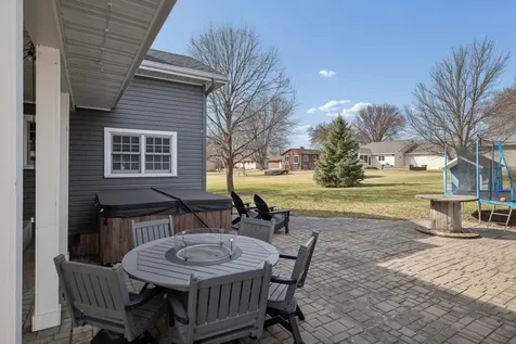 1119 9th Street Gaylord MN 55334