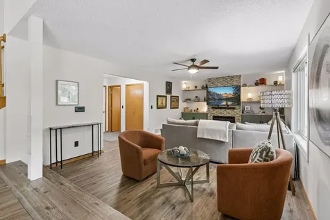 3689 Willbrook Court Eagan MN 55123