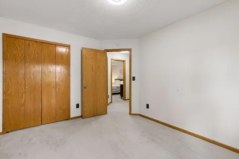 3689 Willbrook Court Eagan MN 55123