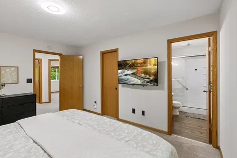 3689 Willbrook Court Eagan MN 55123