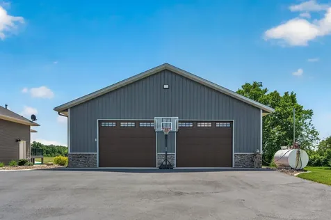 7979 117th Street NW Annandale MN 55302