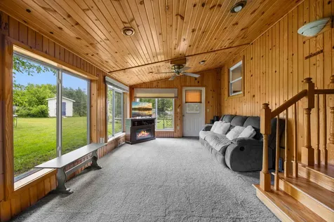 1516 Wellington Crescent Faribault MN 55021