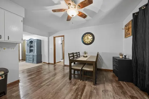1516 Wellington Crescent Faribault MN 55021