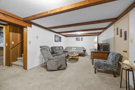 1516 Wellington Crescent Faribault MN 55021