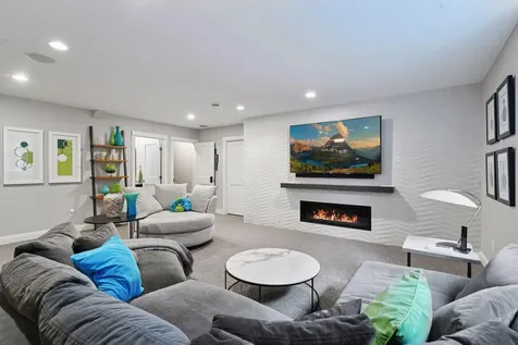 633 Park Street E Wayzata MN 55391