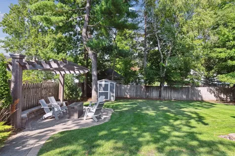 633 Park Street E Wayzata MN 55391