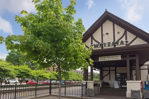 633 Park Street E Wayzata MN 55391