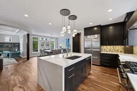 633 Park Street E Wayzata MN 55391