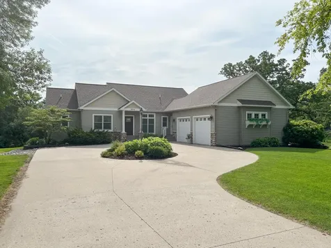 1810 Minnehuta Drive Fergus Falls MN 56537