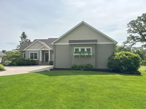 1810 Minnehuta Drive Fergus Falls MN 56537