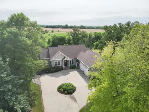 1810 Minnehuta Drive Fergus Falls MN 56537