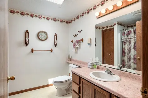 224 Eagles Bluff Road La Crescent MN 55947