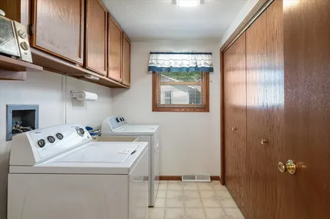 224 Eagles Bluff Road La Crescent MN 55947