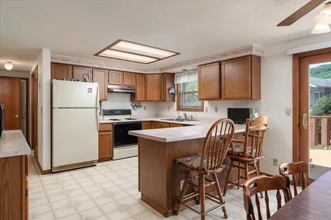 224 Eagles Bluff Road La Crescent MN 55947